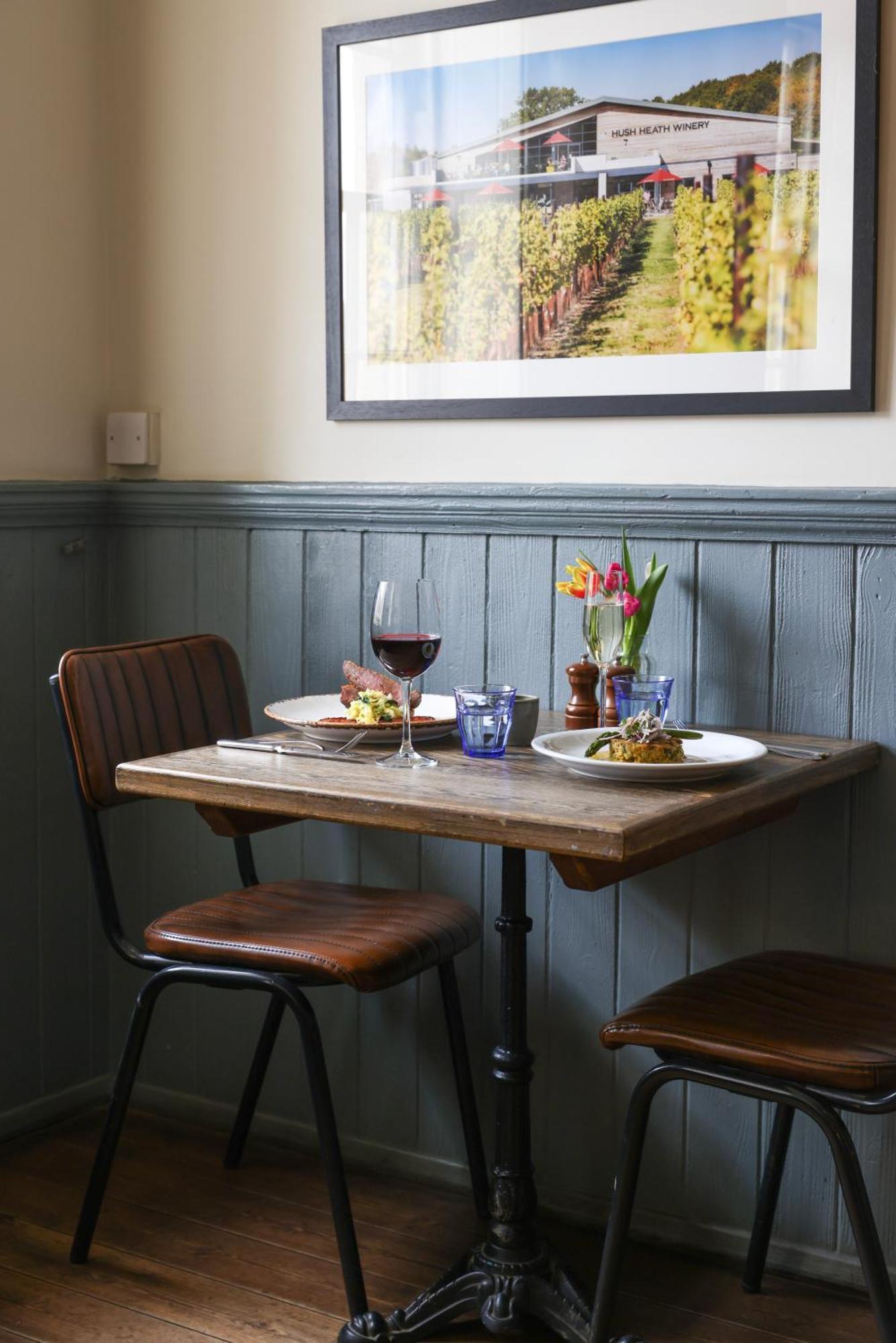 The Swan At Forest Row Exterior foto
