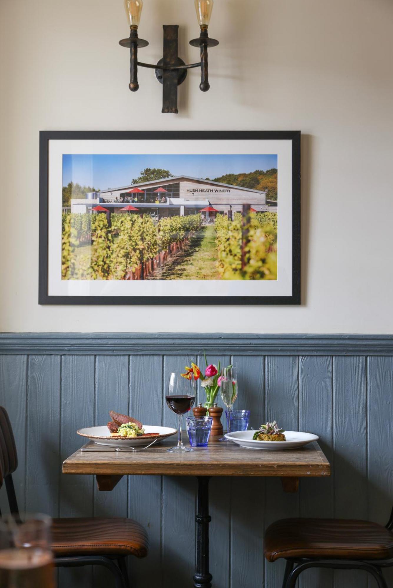 The Swan At Forest Row Exterior foto